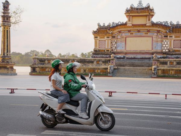 Economy News , Tech News